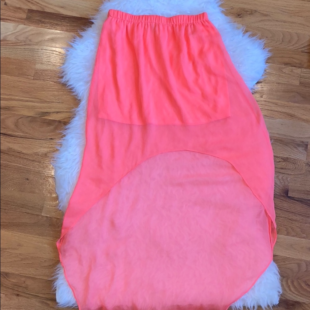 NWOT NEVER WORN High Low Skirt